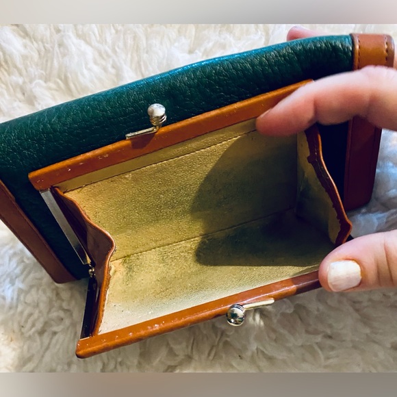 Vintage Dooney & Burke wallet - Picture 4 of 7